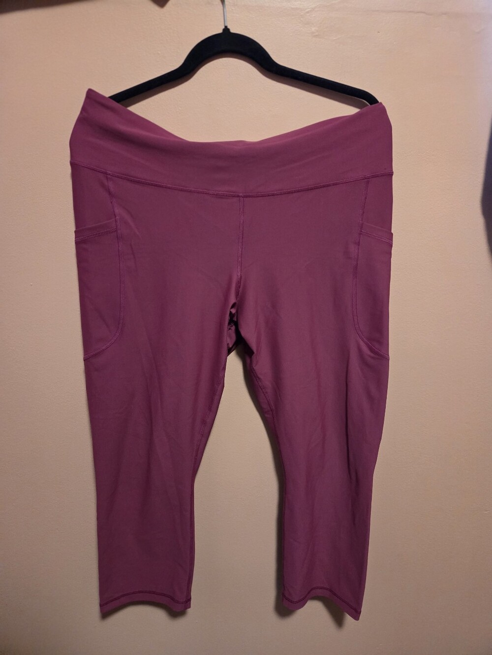 High Rise Activewear Leggings With Pockets - Deep Pink